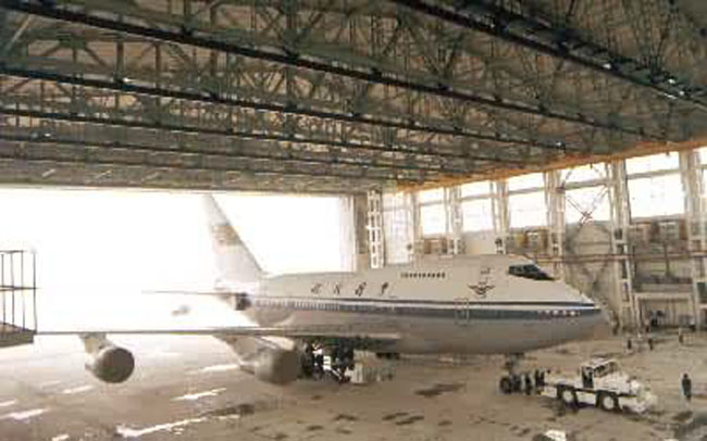 宜州机库网架工程